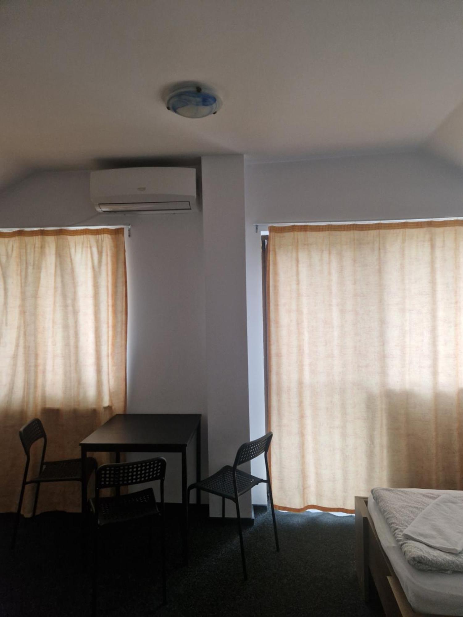 Bigcitty Rooms Cluj-Napoca Room photo